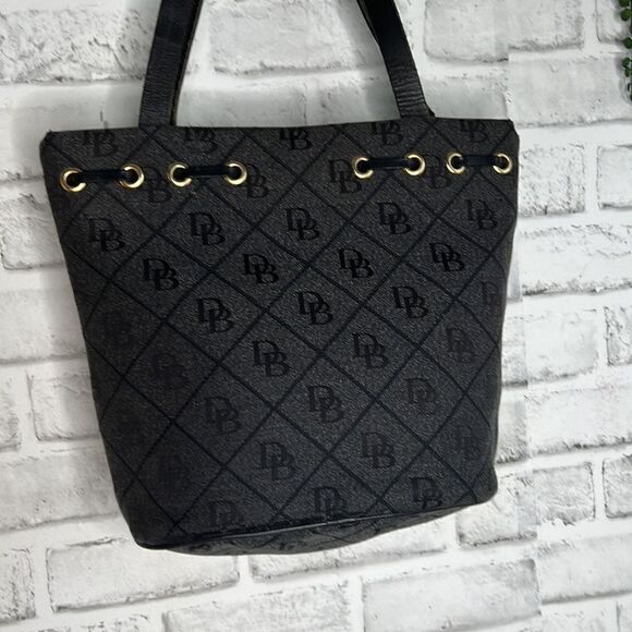 VINTAGE Dooney & Bourke Canvas Signature DB Bucket Leather Trim Bag Purse - Picture 4 of 9